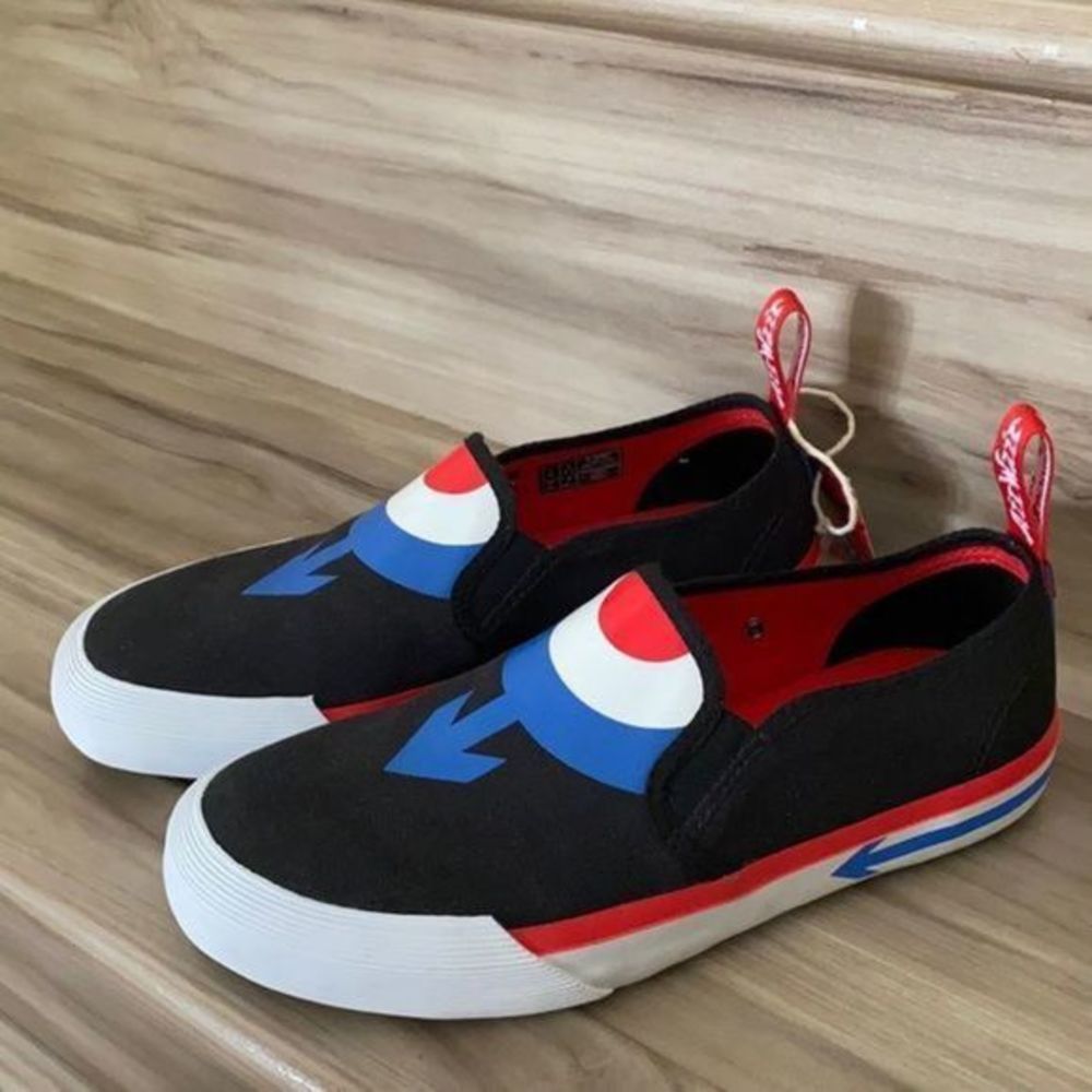 Dr Marten’s Toomey low top The Who canvas NWOB